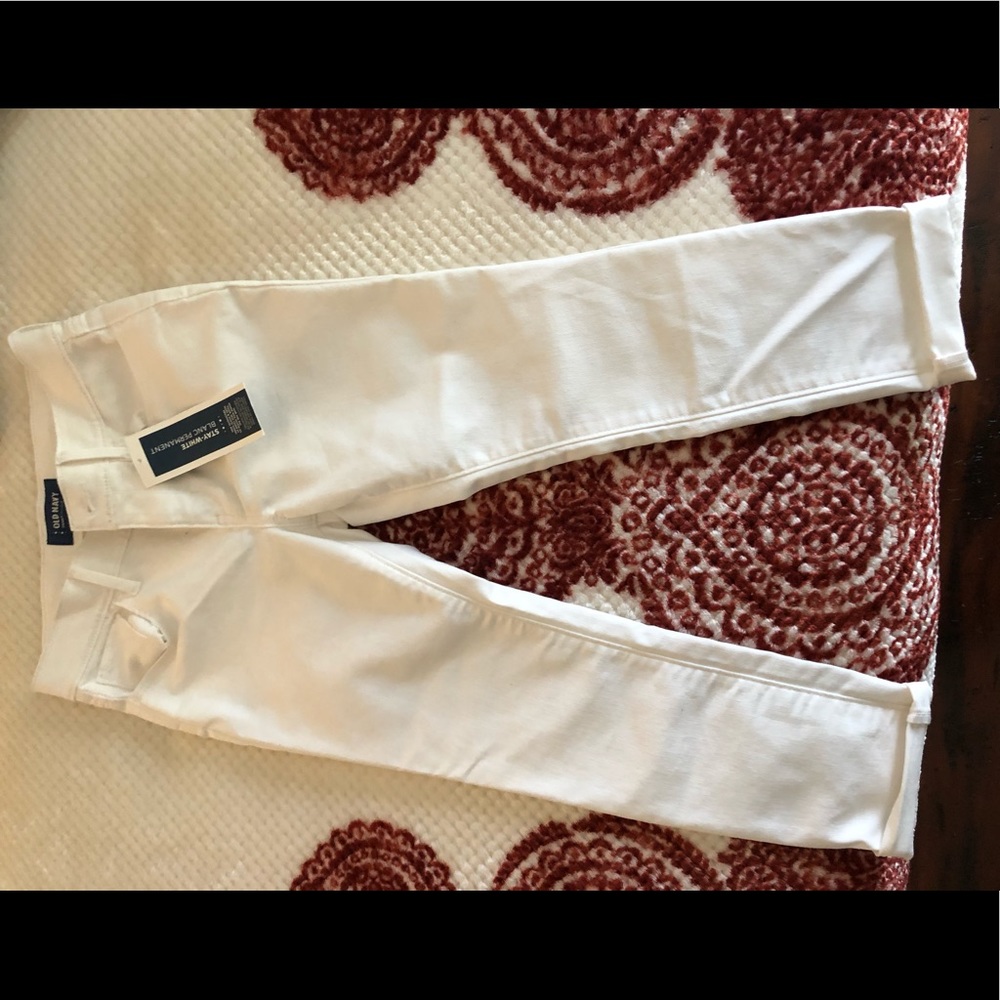 Girls white capris
